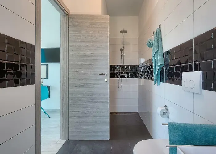 Ella Premantura By Interhome Pola