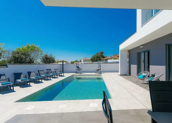 Villa Ella Premantura By Interhome