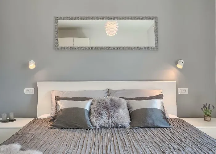 Ella Premantura By Interhome Vila