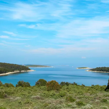 Ella Premantura By Interhome * Пула