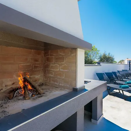 Вилла Ella Premantura By Interhome *